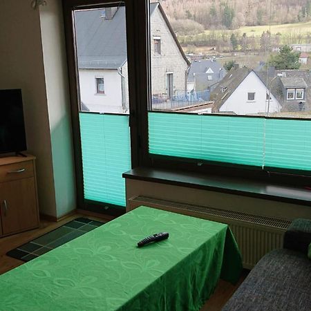 Ferienwohnung Angelburg - Marburg Biedenkopf Mit Balkon Und Badewanne Gonnern Екстериор снимка